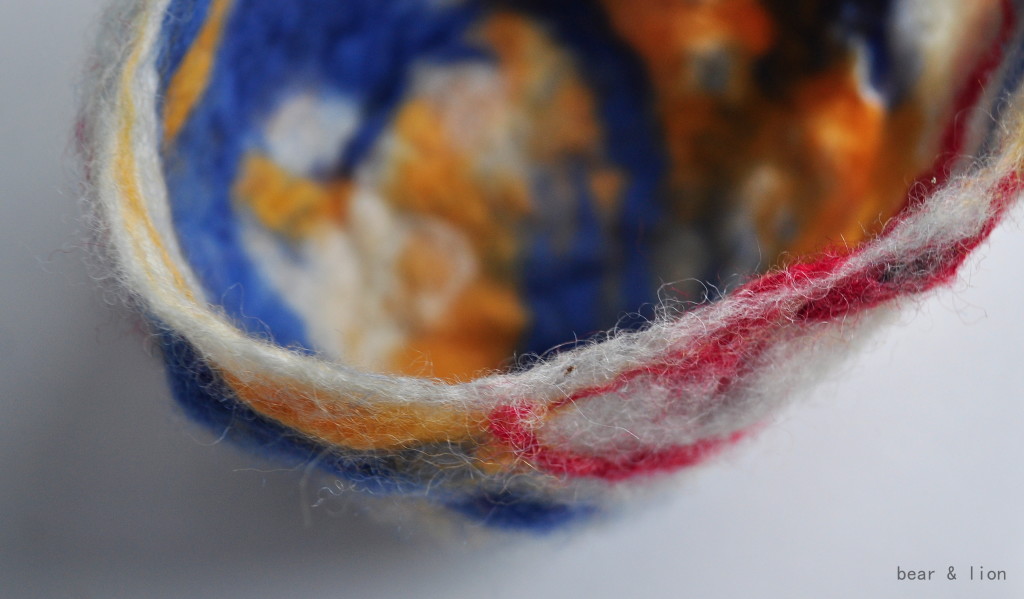 felt bowl, felted bowl, felt crafts, roving wool